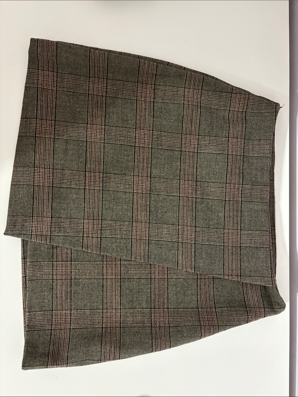 Women’s XS Old Navy plaid wrap mini skirt